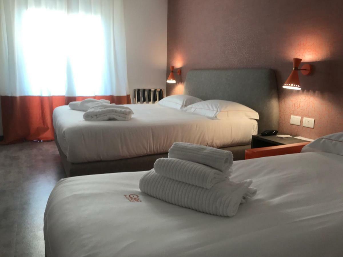 Ghibli Hotel Civitanova Marche Esterno foto