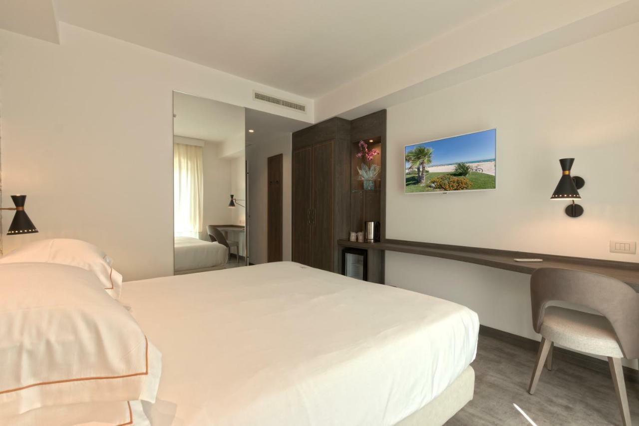 Ghibli Hotel Civitanova Marche Esterno foto